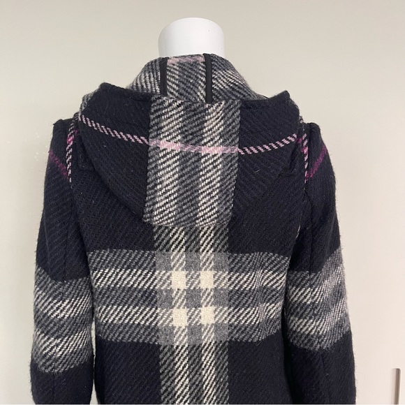 AUTHENTIC BURBERRY LONDON Plaid Check Hooded Toggle Duffle Coat - Picture 10 of 12